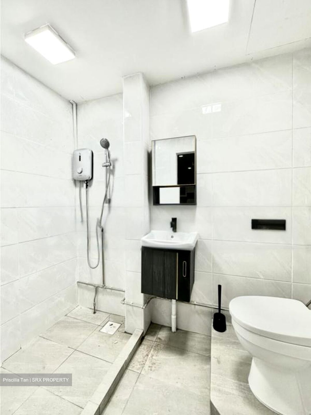 Jalan Lokam (D19), Terrace #471437941
